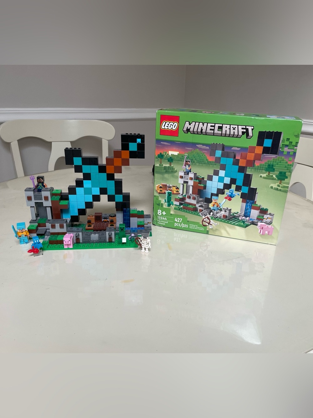 LEGO Minecraft: The Sword Outpost